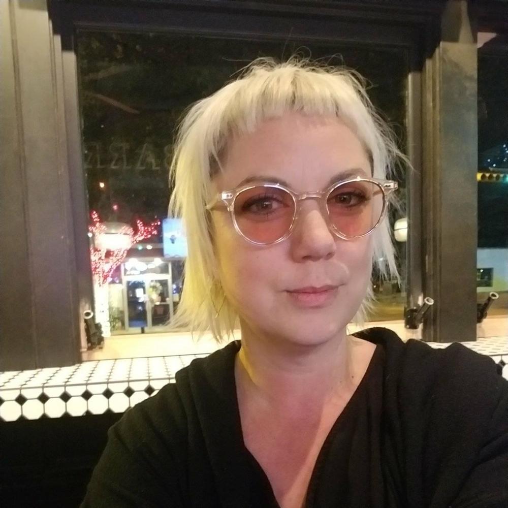 Meet your Posher, Julie